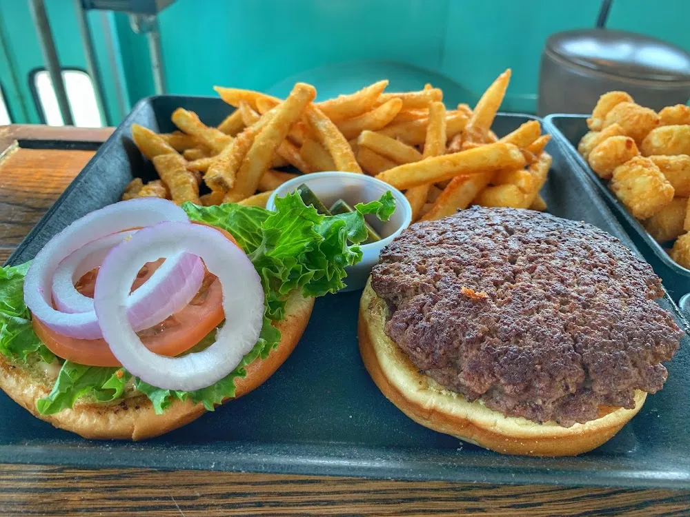 1832 Burger Combo